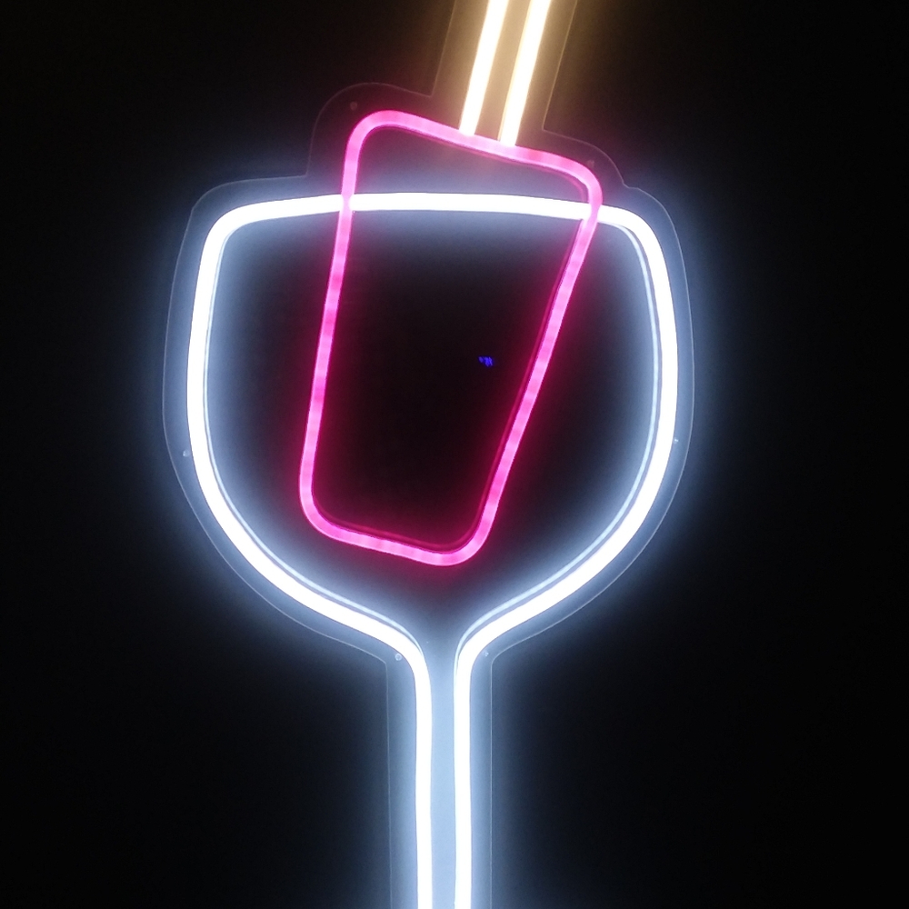 Meet your Posher, Cat